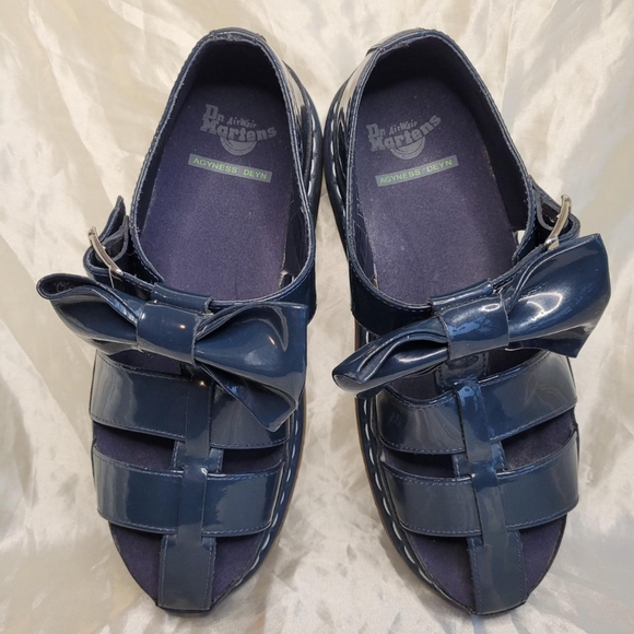 Dr. Martens x Agyness Deyn Aggy Bow sandals in Blue - Picture 5 of 7